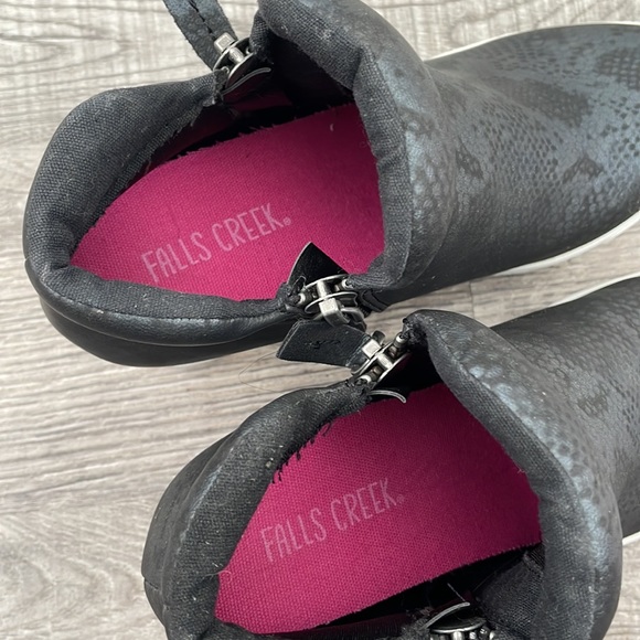 Wedge Sneakers - Picture 5 of 5